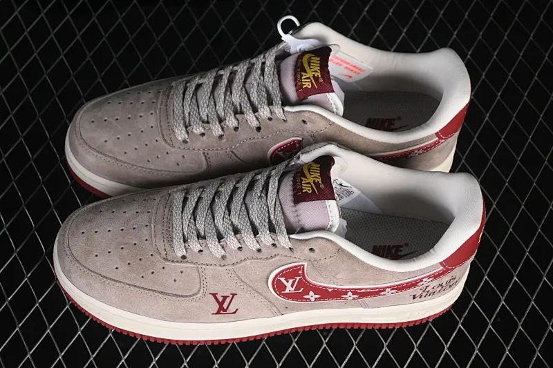 All categories Nk Air Force 1 Air Force series Nk Air Force 1 Low Air Force low-top Nike Air Force 1'07 Low gray red suede Air Force 1 low-top casual sneakers KL1688-002